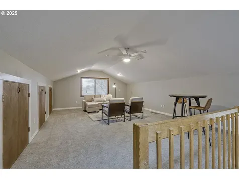 5646 NW Deschutes Drive Portland OR 97229
