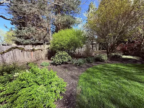 5646 NW Deschutes Drive Portland OR 97229