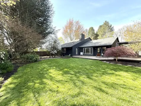 5646 NW Deschutes Drive Portland OR 97229