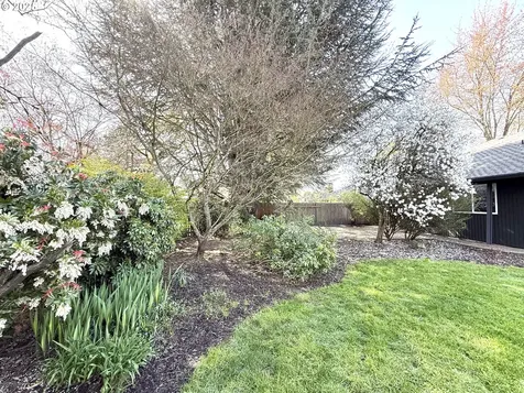 5646 NW Deschutes Drive Portland OR 97229