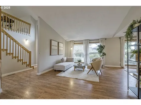 5646 NW Deschutes Drive Portland OR 97229