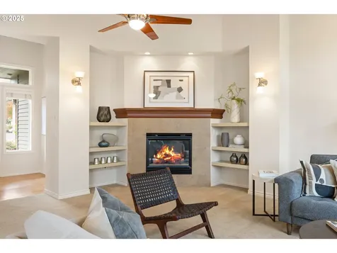 4652 NW Skycrest Parkway Portland OR 97229