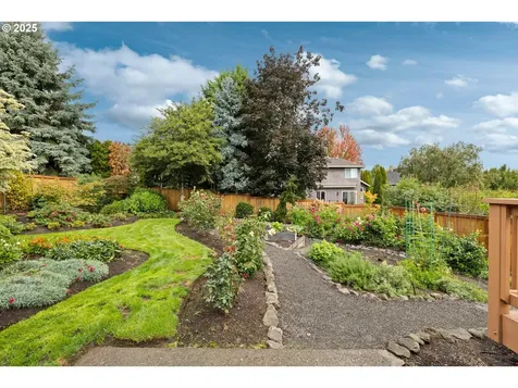 4652 NW Skycrest Parkway Portland OR 97229