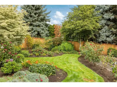 4652 NW Skycrest Parkway Portland OR 97229