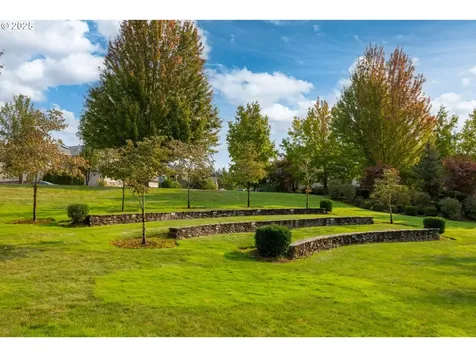 4652 NW Skycrest Parkway Portland OR 97229