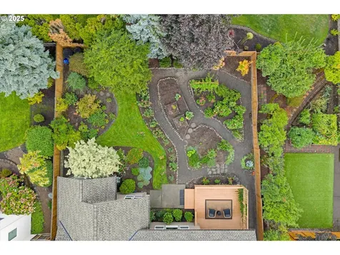 4652 NW Skycrest Parkway Portland OR 97229