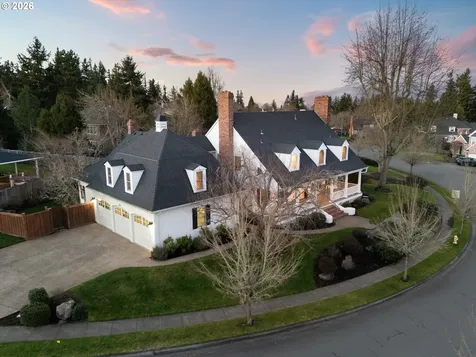 19865 Bellevue Way West Linn OR 97068