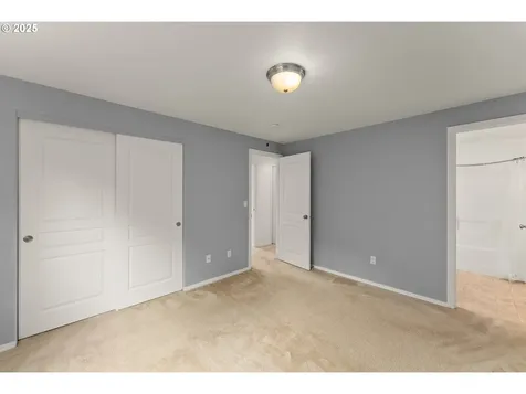 195 Rowan Street Roseburg OR 97471