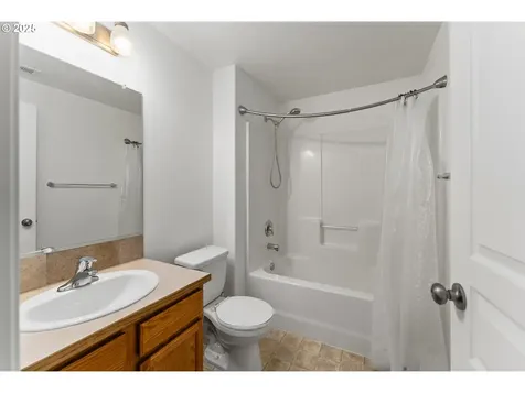 195 Rowan Street Roseburg OR 97471