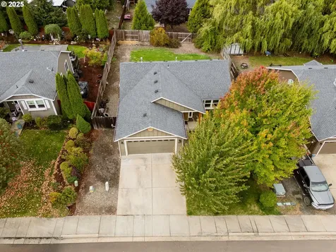 195 Rowan Street Roseburg OR 97471