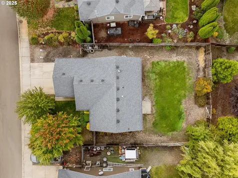 195 Rowan Street Roseburg OR 97471