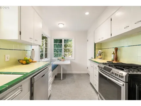 5604 NE 32nd Avenue Portland OR 97211