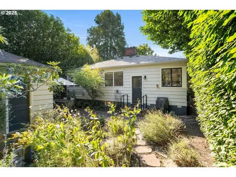 5604 NE 32nd Avenue Portland OR 97211