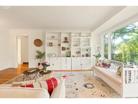 5604 NE 32nd Avenue Portland OR 97211