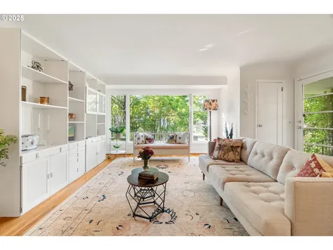 5604 NE 32nd Avenue Portland OR 97211