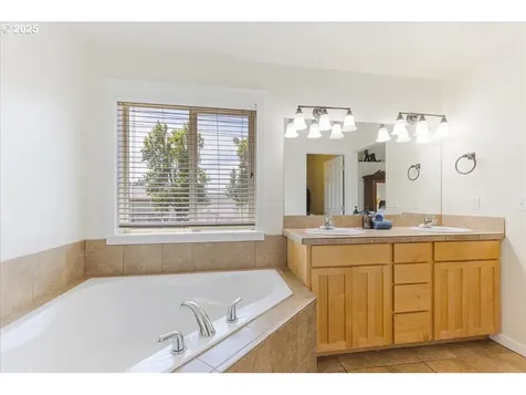 309 NW 150th Way Vancouver WA 98685