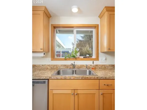 240 NE Dunn Place Mcminnville OR 97128