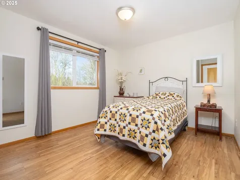 240 NE Dunn Place Mcminnville OR 97128