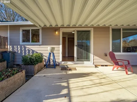 240 NE Dunn Place Mcminnville OR 97128
