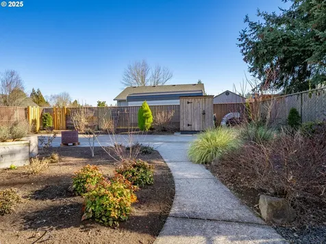 240 NE Dunn Place Mcminnville OR 97128