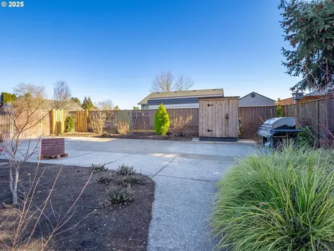 240 NE Dunn Place Mcminnville OR 97128