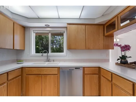 3795 NW Banff Drive Portland OR 97229