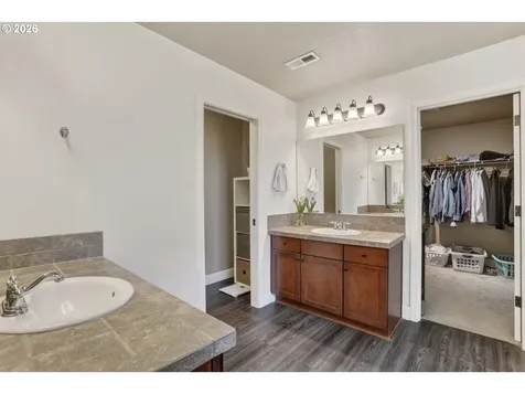 52092 SE 9th Street Scappoose OR 97056