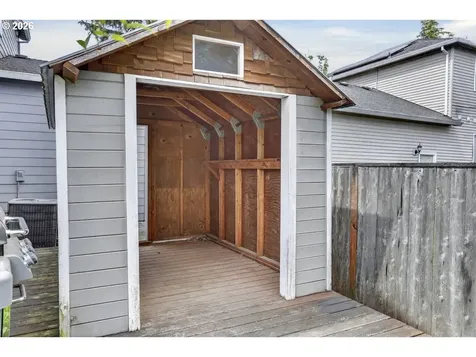 52092 SE 9th Street Scappoose OR 97056
