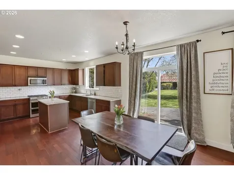 52092 SE 9th Street Scappoose OR 97056