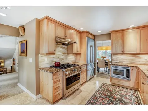 215 Phoenix Way Vancouver WA 98661