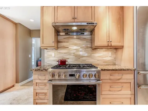 215 Phoenix Way Vancouver WA 98661