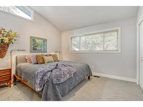 215 Phoenix Way Vancouver WA 98661