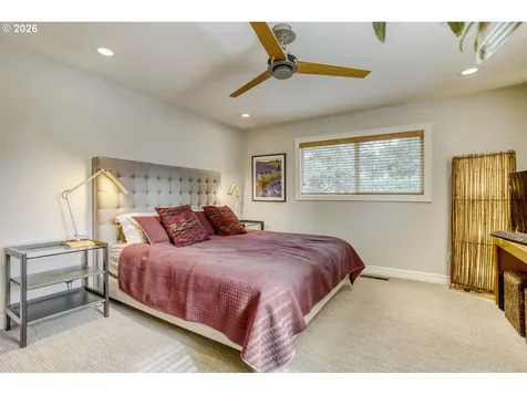 215 Phoenix Way Vancouver WA 98661