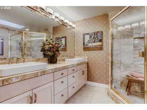 215 Phoenix Way Vancouver WA 98661