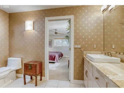 215 Phoenix Way Vancouver WA 98661