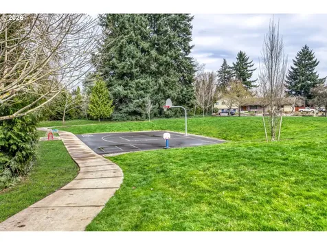 215 Phoenix Way Vancouver WA 98661