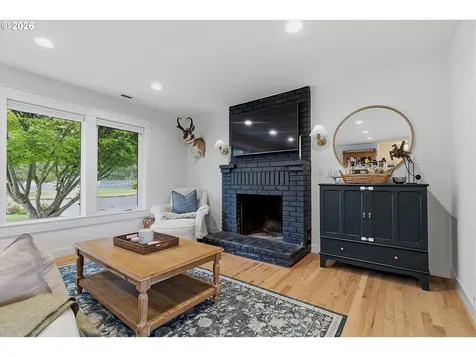 605 NE Oregon Street Mcminnville OR 97128