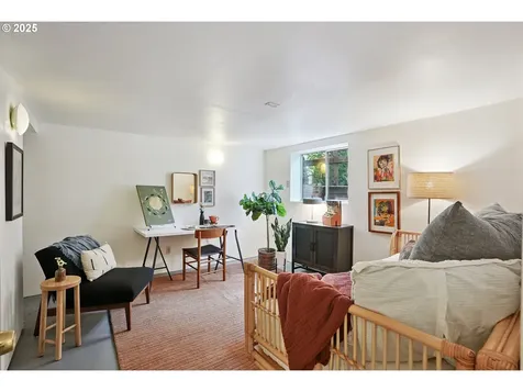 6925 N Philadelphia Avenue Portland OR 97203