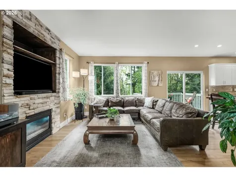 15023 SE Diamond Drive Clackamas OR 97015