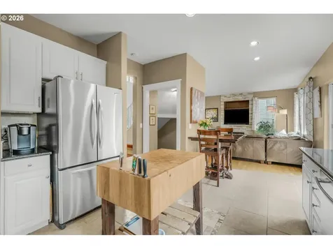 15023 SE Diamond Drive Clackamas OR 97015