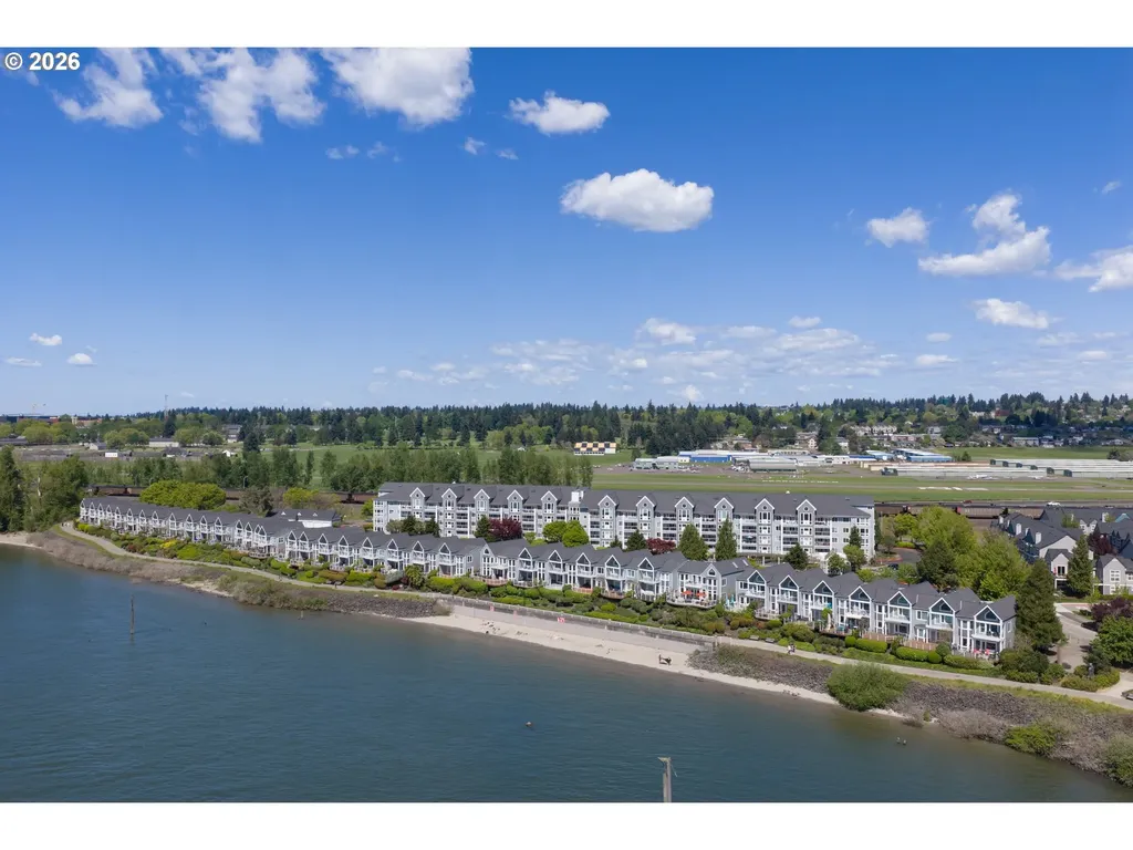 520 SE Columbia River Drive Vancouver WA 98661