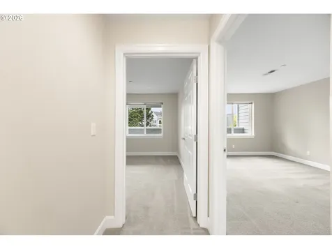 520 SE Columbia River Drive Vancouver WA 98661