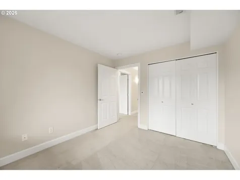 520 SE Columbia River Drive Vancouver WA 98661
