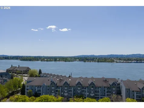 520 SE Columbia River Drive Vancouver WA 98661