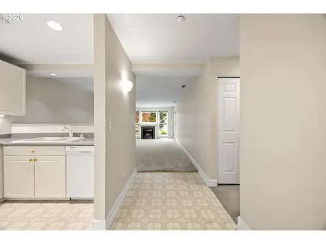 520 SE Columbia River Drive Vancouver WA 98661