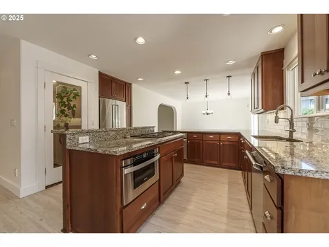 4709 NW 131st Street Vancouver WA 98685