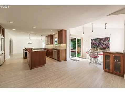 4709 NW 131st Street Vancouver WA 98685