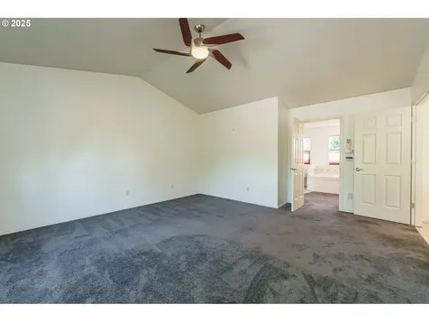 4709 NW 131st Street Vancouver WA 98685