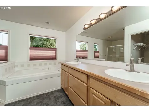 4709 NW 131st Street Vancouver WA 98685