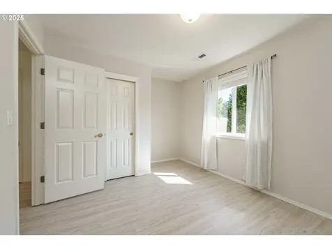 4709 NW 131st Street Vancouver WA 98685